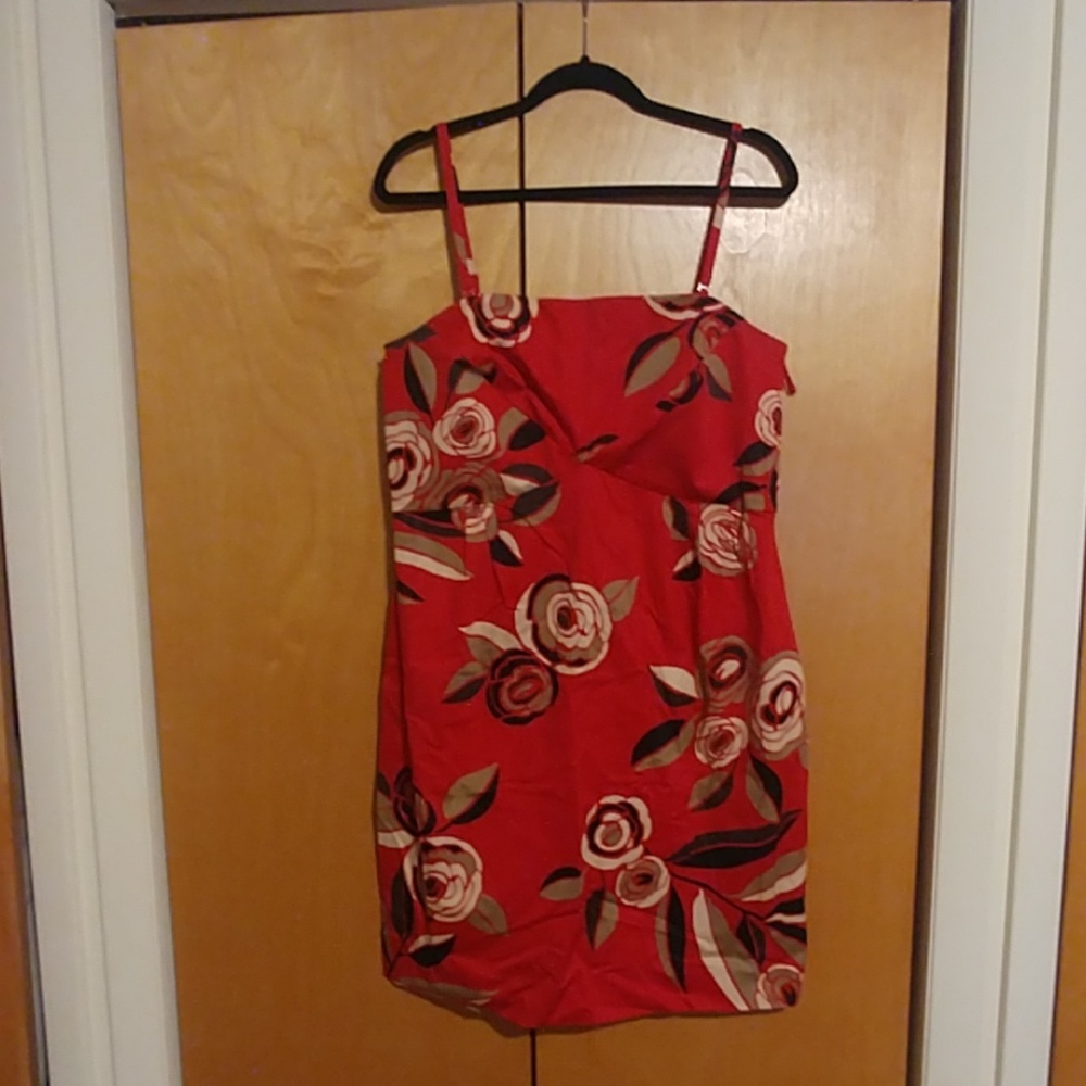 Red New York & Company Stretch strapless dress